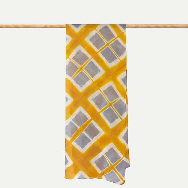 Pañuelo seda shibori escocés amarillo